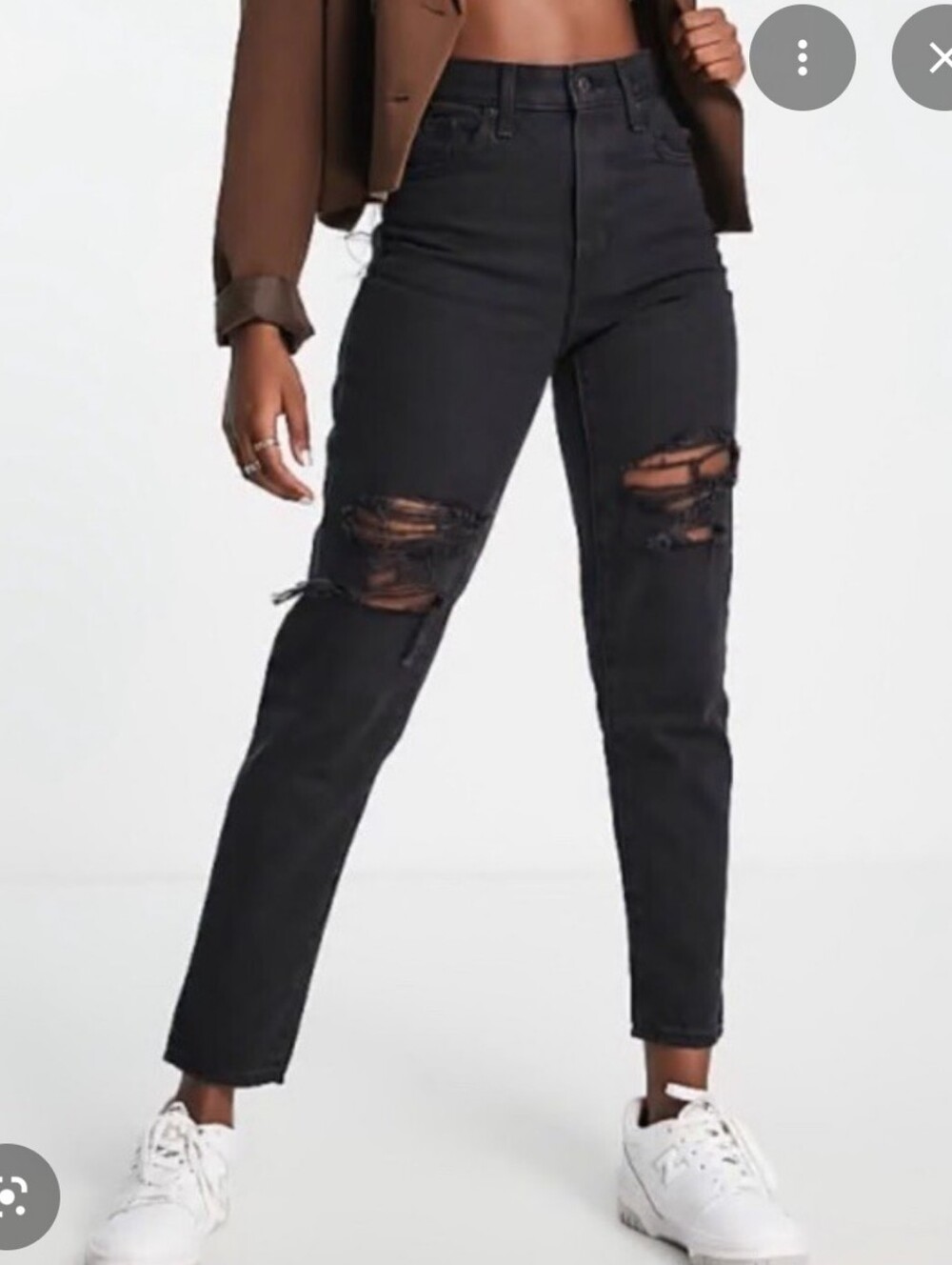 Levi's High-Rise Mom Distressed Black Jeans 26